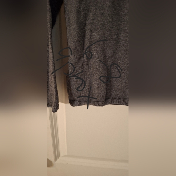 Christmas sweater girls size 6/8 aproximately no tags holyday fun dogs funny - Picture 8 of 11